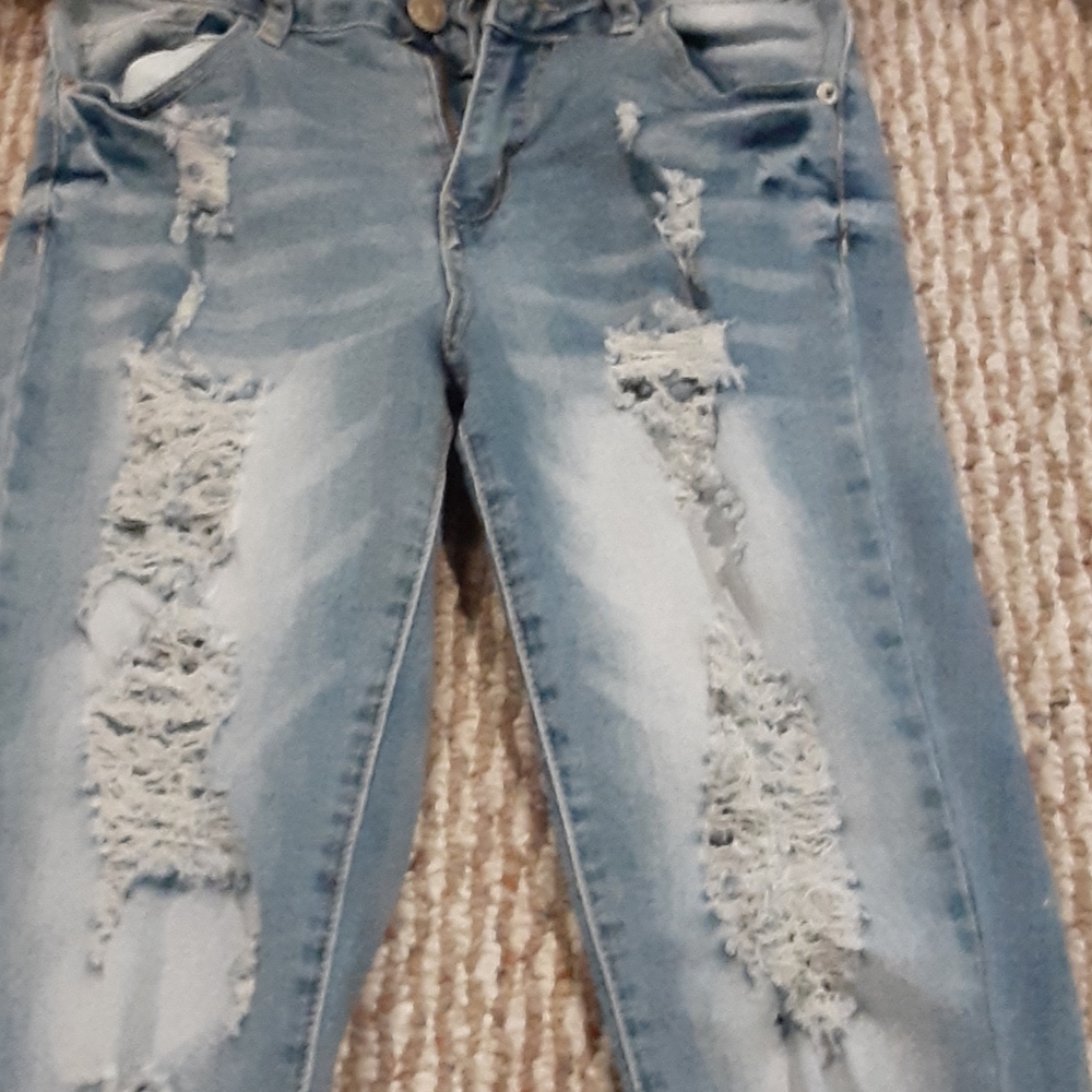 Jeans - Picture 2 of 4
